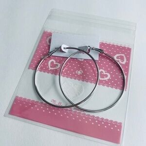 Women’s hoop earrings